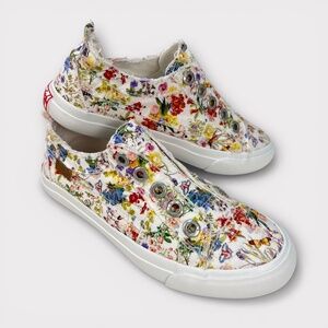 Blowfish Malibu Girls Play Sneaker Canvas Floral Spring Boho Cottagecore Kids 2